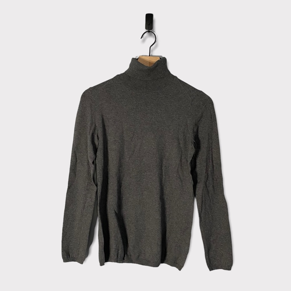 Gap Grey Turtleneck Sweater
